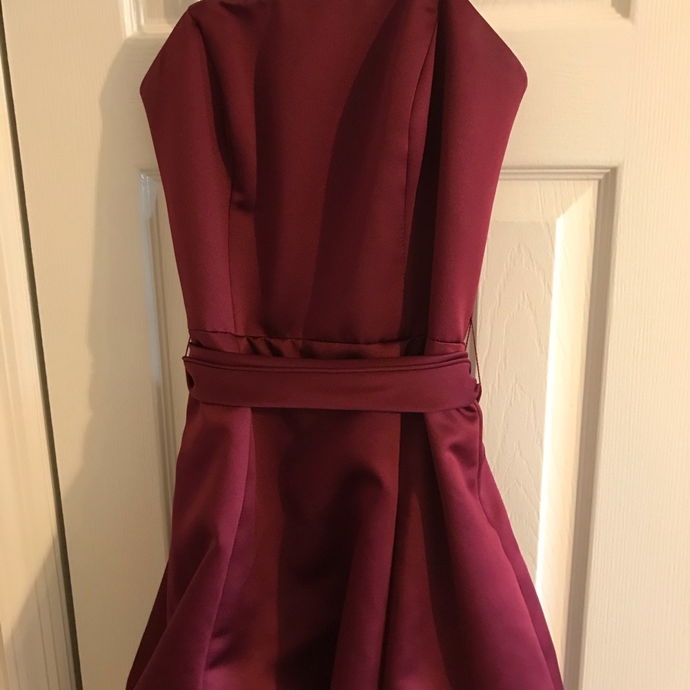 Gown - Picture 2 of 6